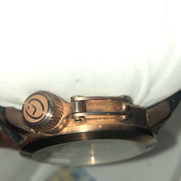 Haurex Watch - Picture 3 of 7